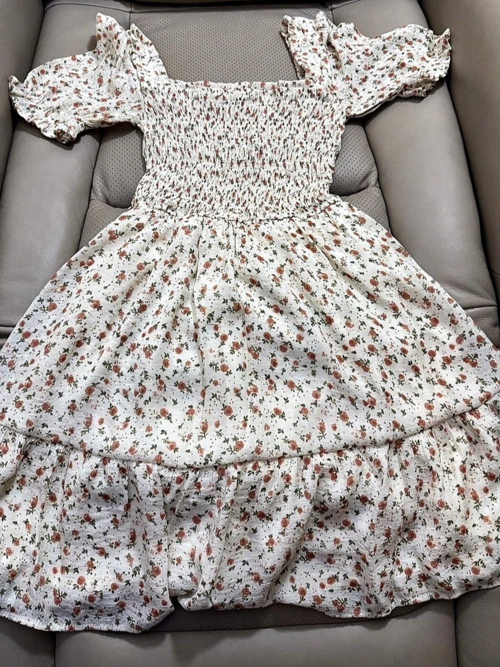MINE Floral Maxi Dress in Size Small Like New